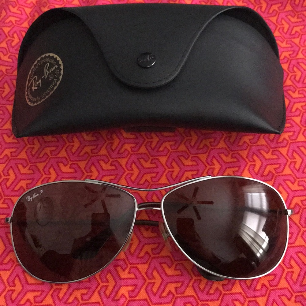 Ray-Ban Silver Polarized Aviator Sunglasses